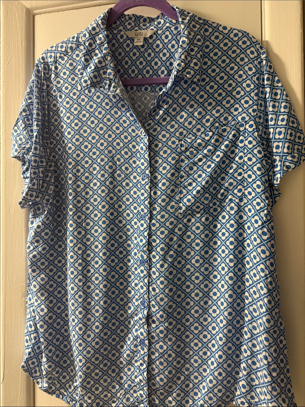croft & barrow Blue and White Geometric Short-Sleeve Button-Down Shirt
